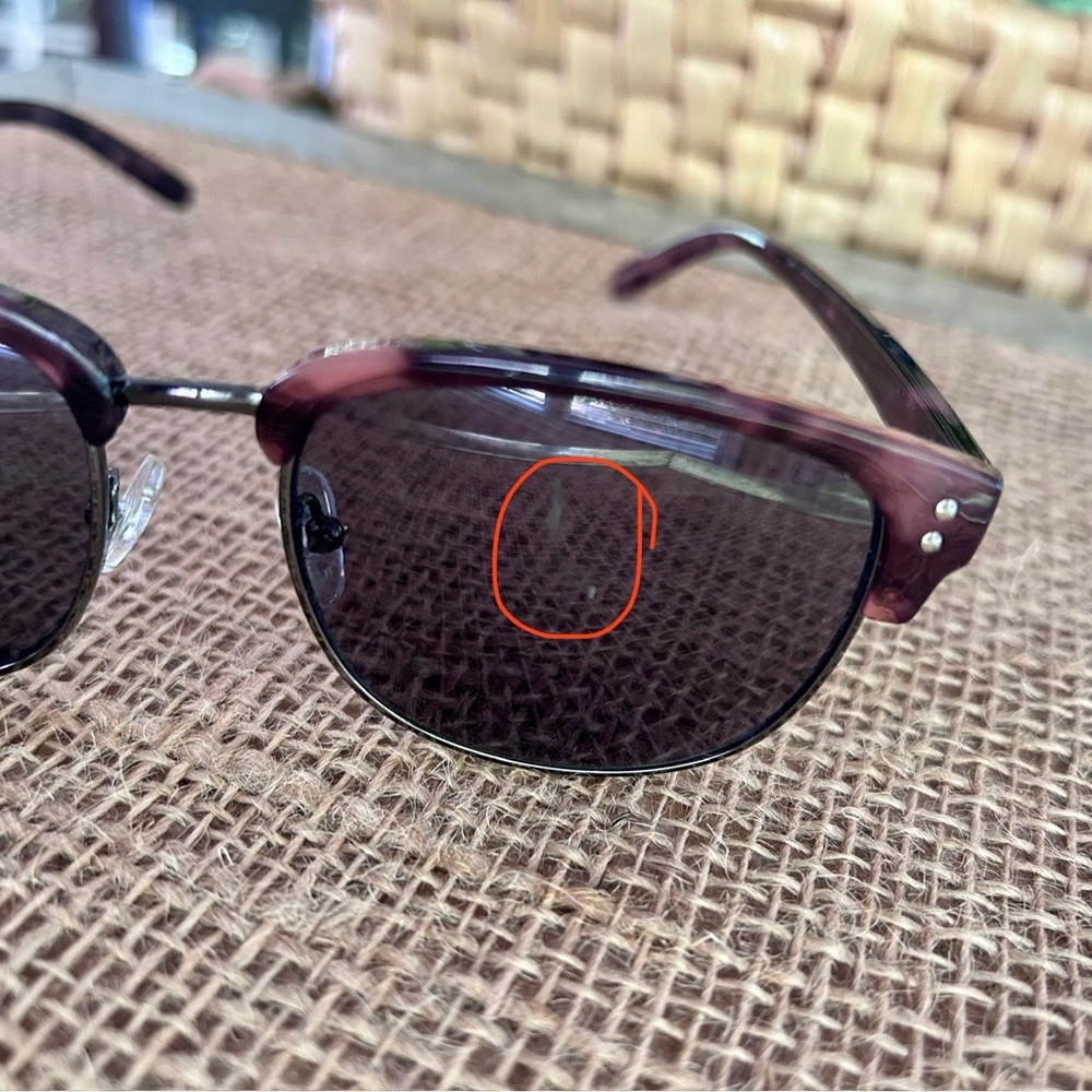Foster Grant Bifocal +2 Sunglasses - Picture 6 of 6